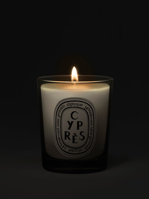 diptyque-cypres-small-scented-candle-70g-in-dark-background