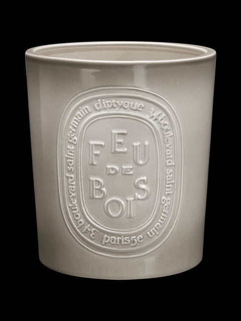 diptyque-feu-de-bois-scented-candle-1500g-in-white-background