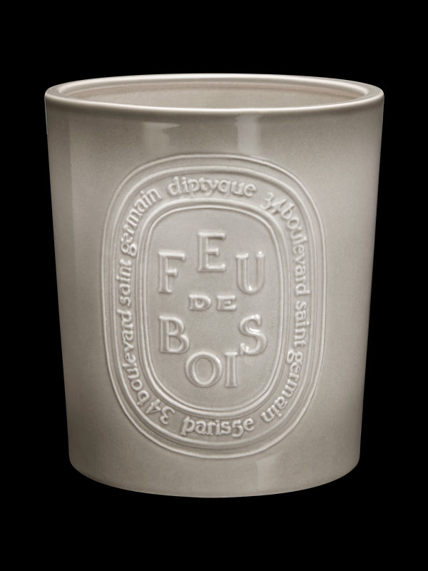 diptyque-feu-de-bois-scented-candle-1500g-in-white-background