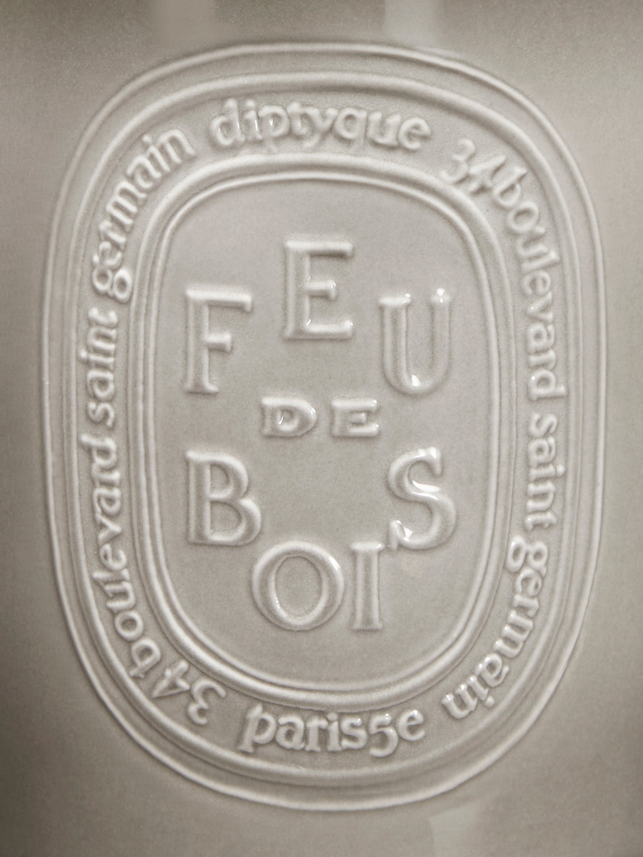 diptyque-feu-de-bois-scented-candle-1500g-logo