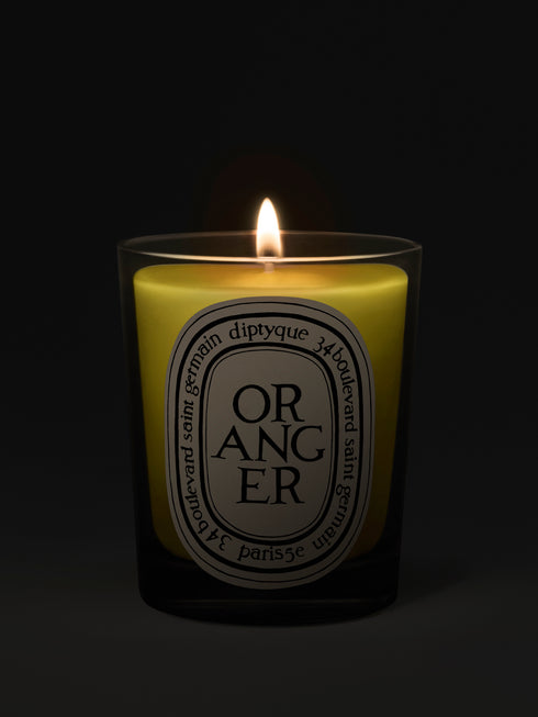 diptyque-oranger-scented-candle-190g-in-dark-background