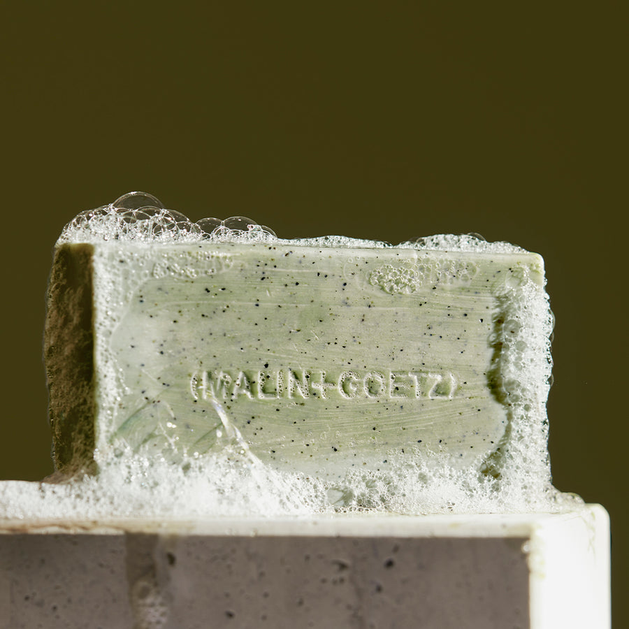 exfoliating cleansing bar