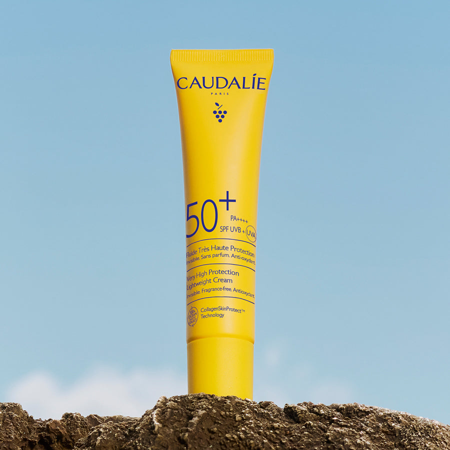 Very High Protection Lightweight Cream SPF50+