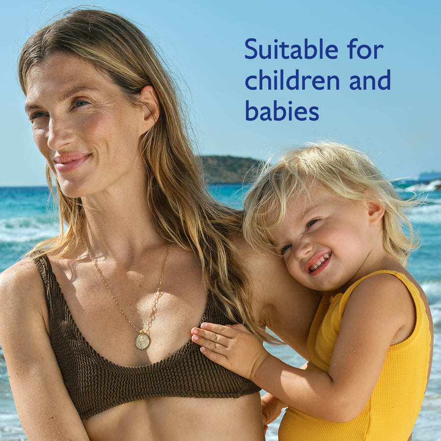 Very High Protection Lightweight Cream SPF50+