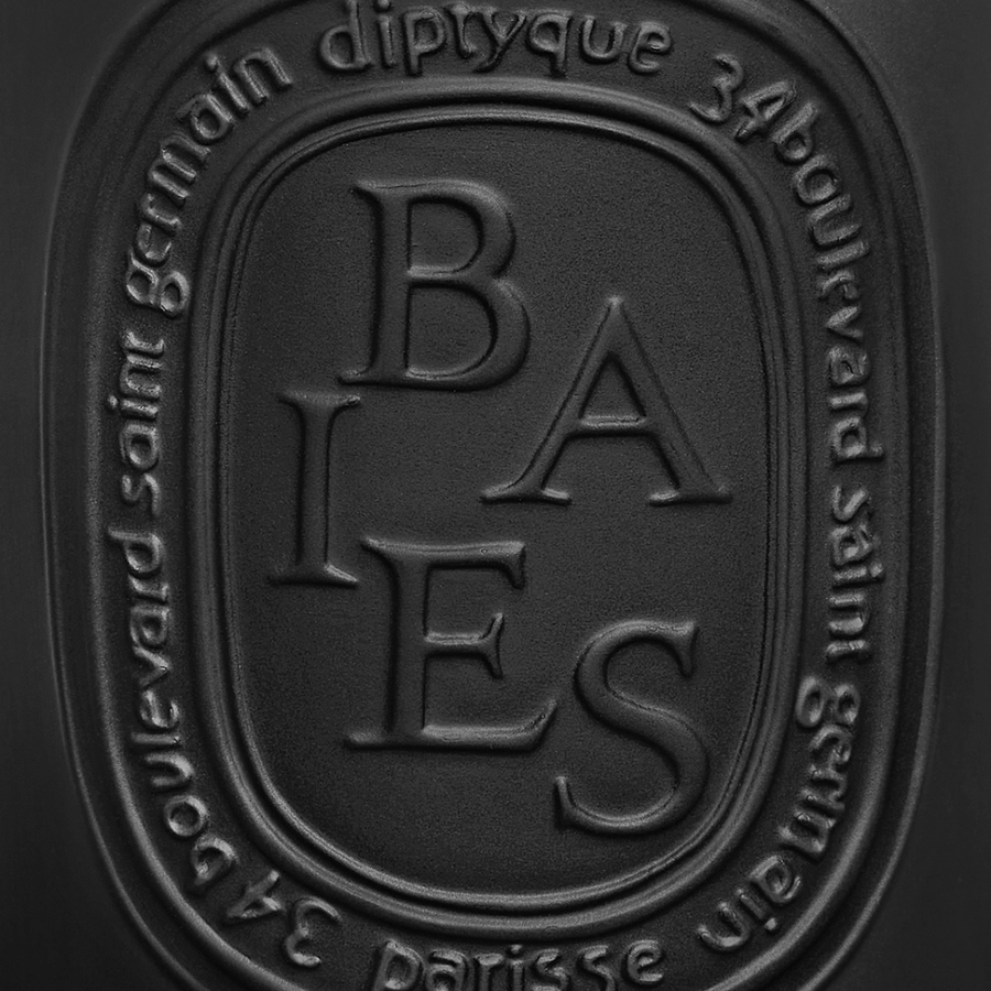 Black Baies / Berries Candle